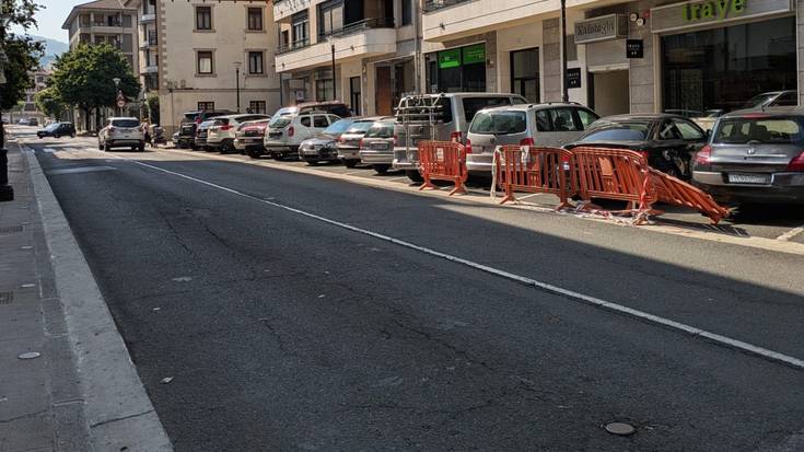 Artzubia etorbidea itxita egongo da astelehen goizean trafikoarentzat