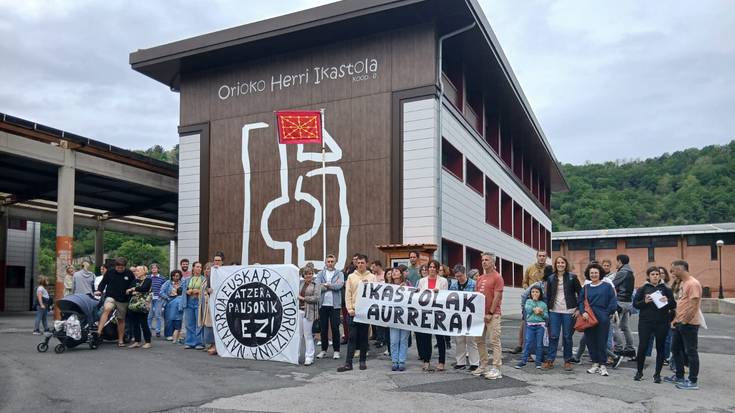 Nafarroako Hezkuntza Sailak ikastolei "itunak kendu" dizkiela salatu du Orioko ikastolak