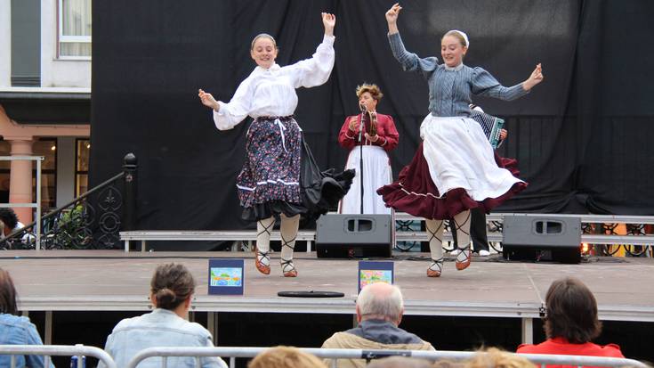 Helduen Binakako Dantza Txapelketa