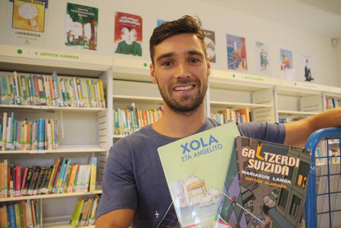 "Lagunekin liburuaz hitz eginez gero, gustagarriagoa egiten zaizu"