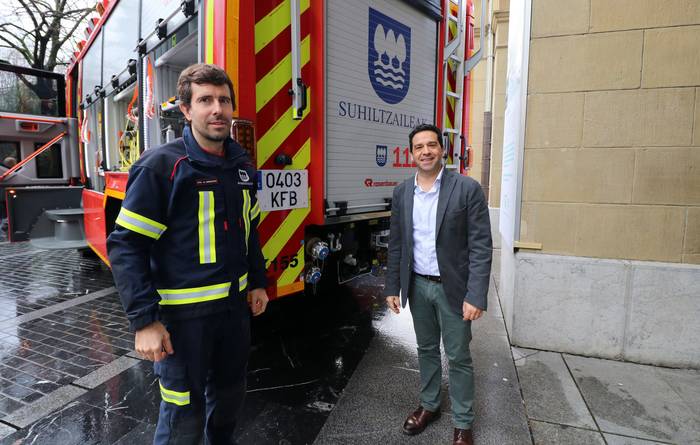 Lehen irteerako kamioi berria izango du Zarauzko suhiltzaile etxeak
