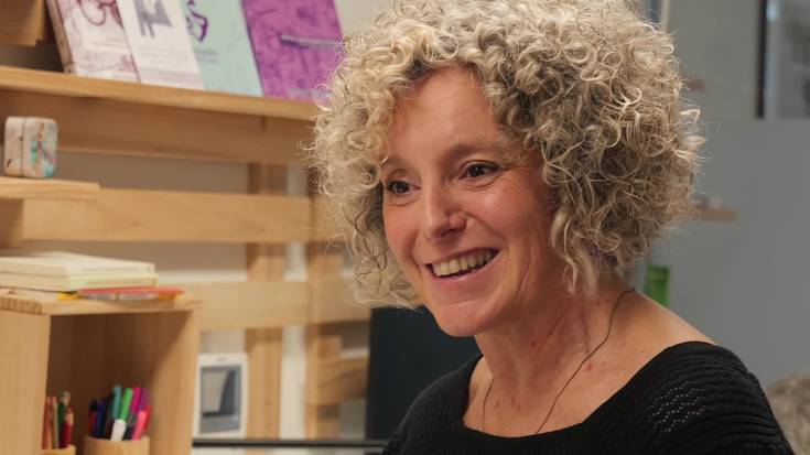 Miren Vives: "Elkartzeko lekuek ezin dute kapitalismoarekin lotuta egon"