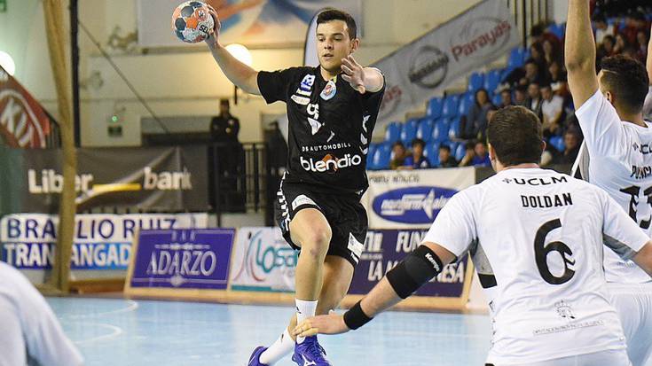 Ander Torrikok kontratua berritu du Blendio Sinfin taldearekin