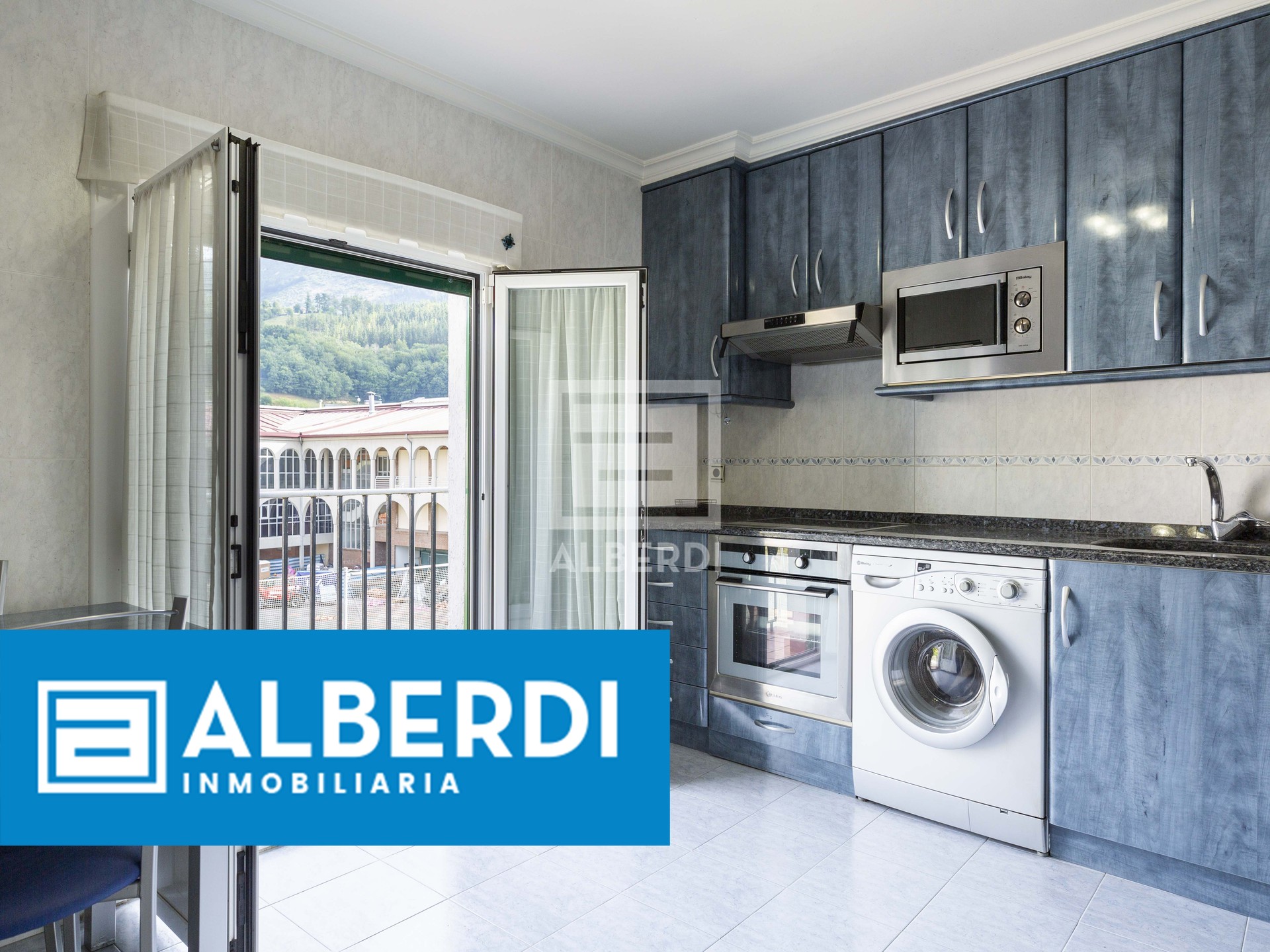Alberdi Inmobiliaria: Egoera onean dagoen etxebizitza Inazio Iriarte kalean