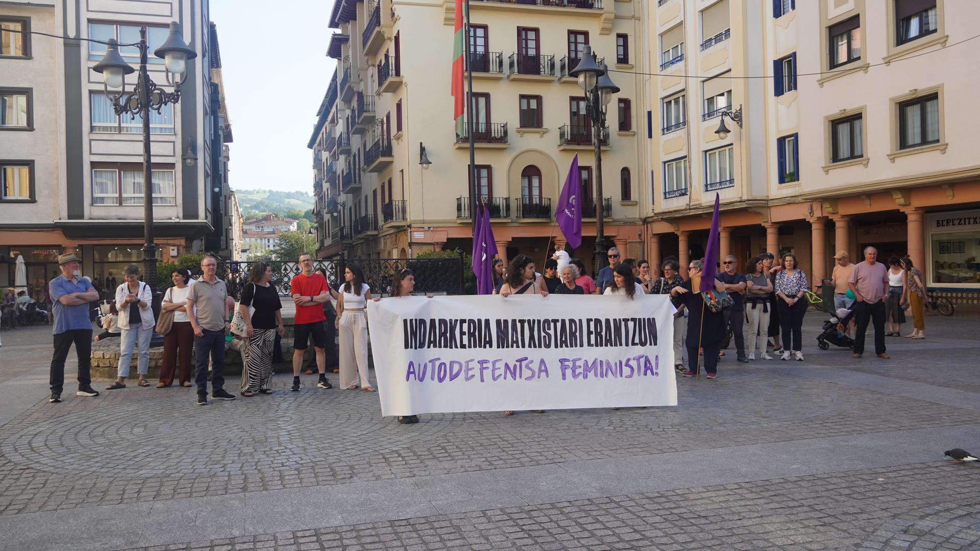 Amorruz salatu dute Arguedasko hilketa matxista