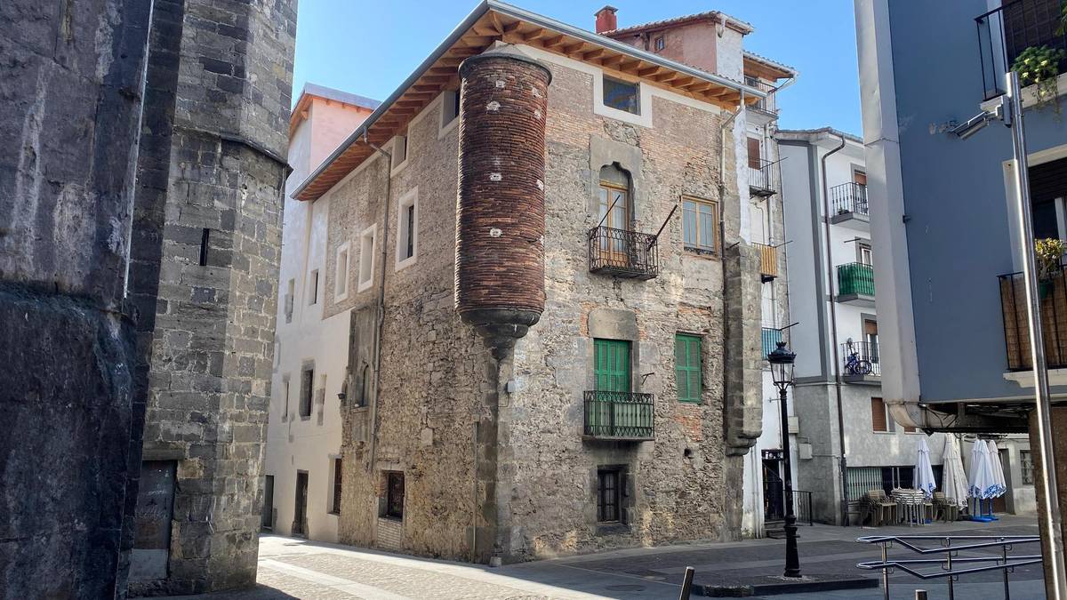 Lasao etxea eta Idiakez Ederra eraikinen historia ezagutzeko aukera izango da zapatuan