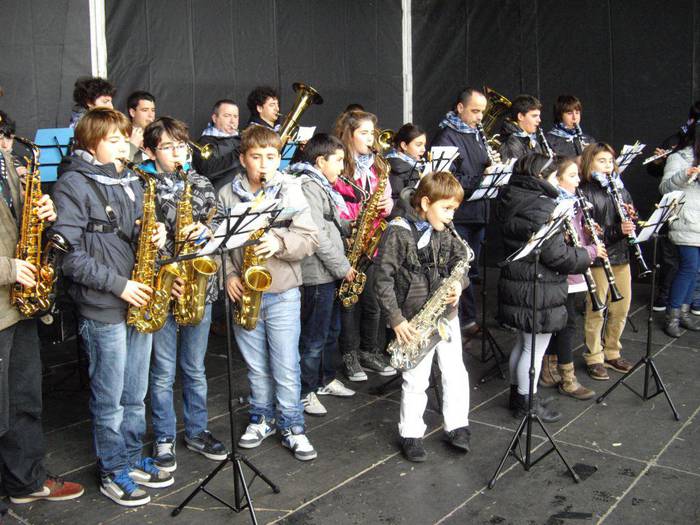 Musika Astea abiatu dute Orion