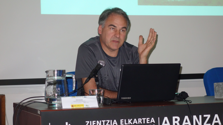 "Urte txarrena 1989a izan zen, 30.000 hektarea erre baitziren Gipuzkoan eta Bizkaian; paniko egoerak izan ziren"