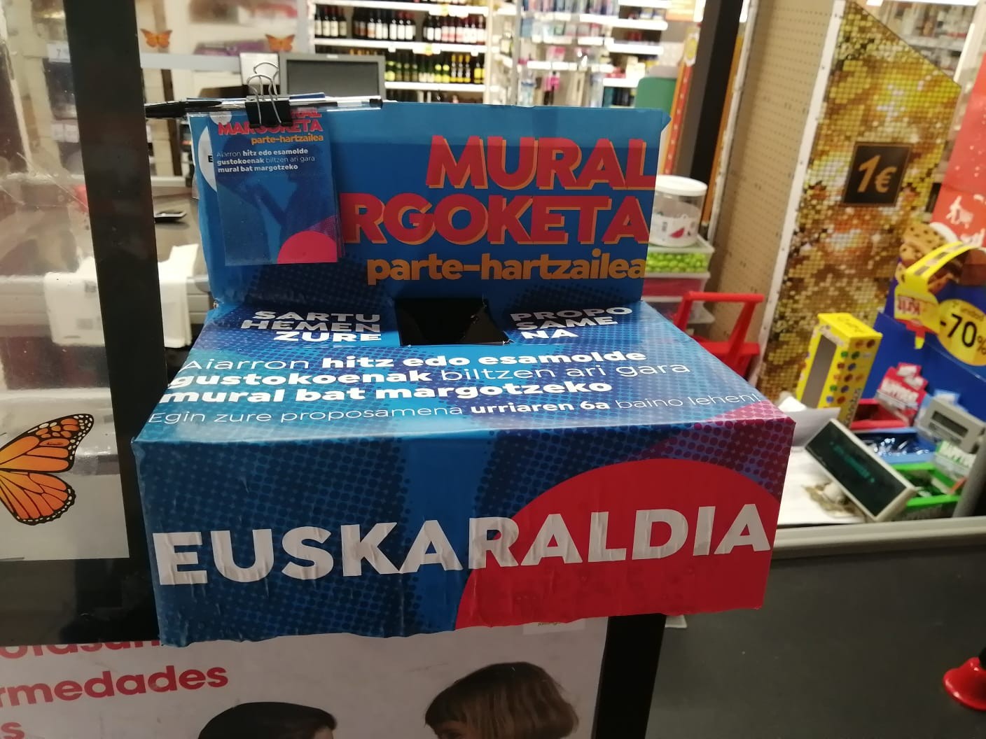 Euskaraldiko mural margoketa ostiralera atzeratu dute