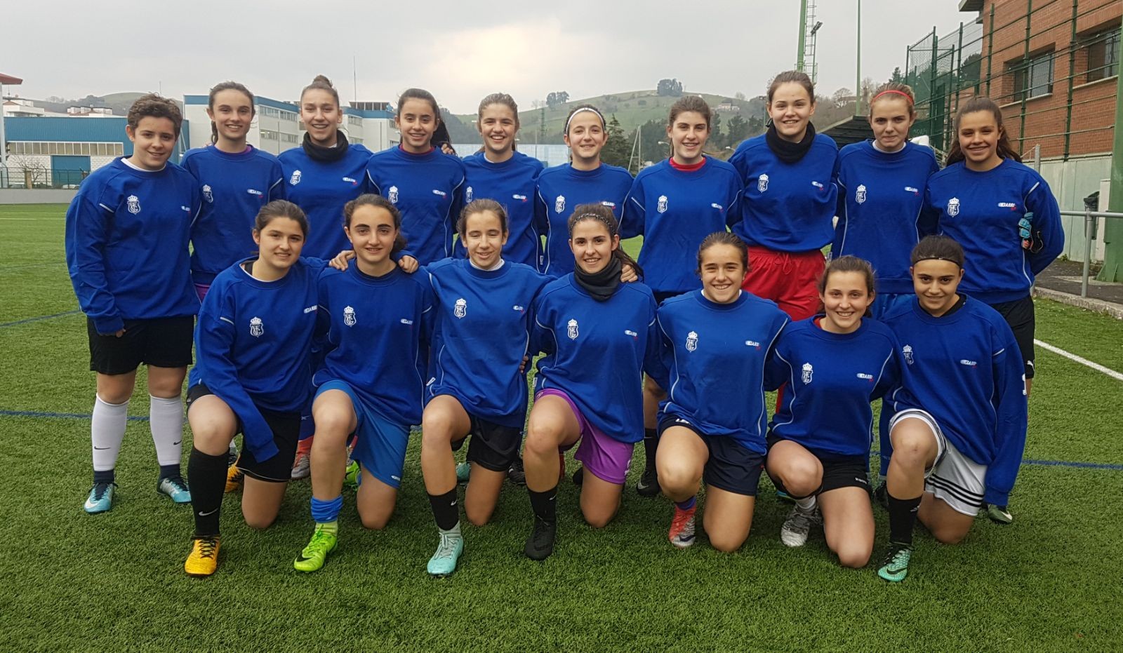 Gipuzkoako Futbol Selekzioarekin entrenatu zuten asteartean Eire Salegik eta Ane Errazkinek