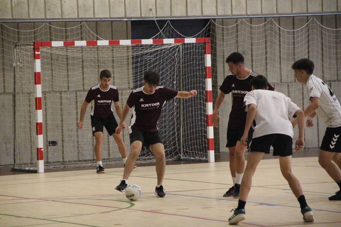 21 talde lehiatuko dira Zarautz Futsal Cup txapelketan