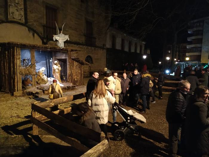 Astelehenean irekiko dute Narrosko Jaiotza
