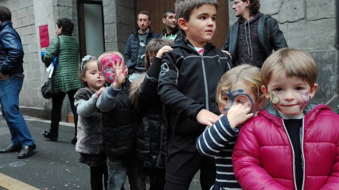 Giro onean ari dira ospatzen San Martin jaiak Azpeitiko Errebalean