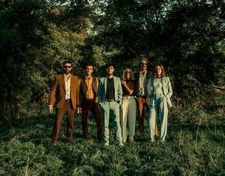 Azken sarrerak geratzen dira Rufus T. Firefly taldearen kontzerturako