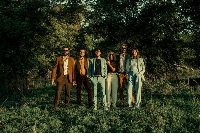 Azken sarrerak geratzen dira Rufus T. Firefly taldearen kontzerturako