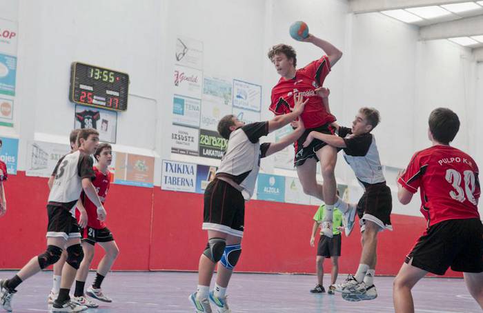 Pulpoko jubenilek Zumaian jokatuko dute lauko finala, asteburuan