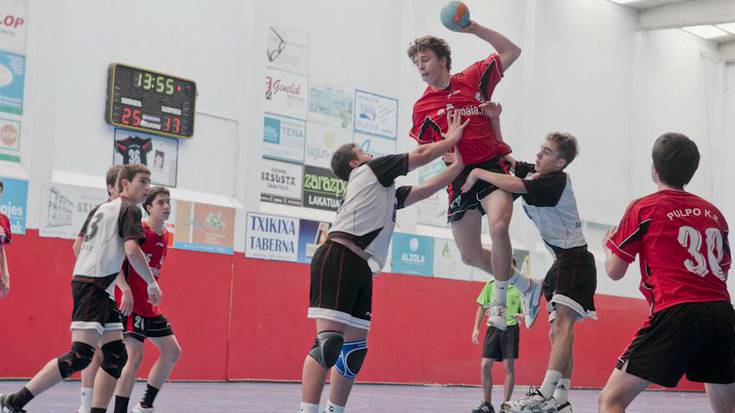 Pulpoko jubenilek Zumaian jokatuko dute lauko finala, asteburuan