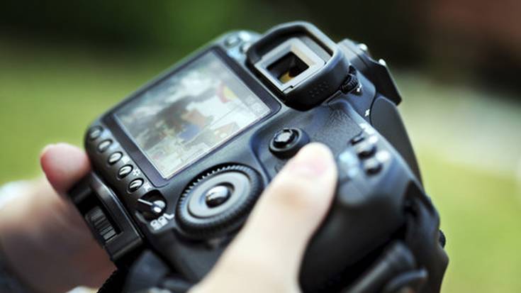 Izena eman daiteke argazkilaritzan oinarrizko ezagutzak bereganatzeko ikastaroan