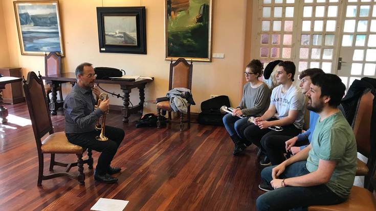 Zumbrass metal topaketak gaur hasi dira