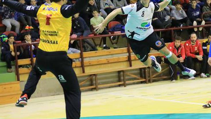 Mikel Martinez, Zumaiako hirugarren mosketaria