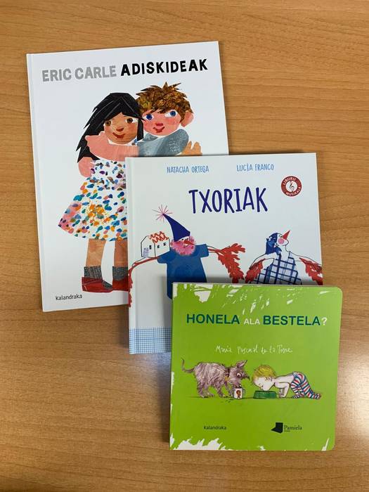 Paperezkoak egitasmoaren saioa egingo dute larunbatean liburutegian