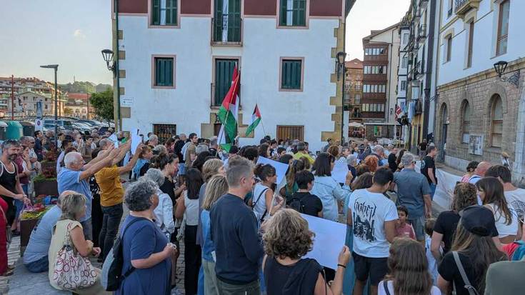 Gogor gaitzetsi dute Zumaian ere Gazako genozidioa