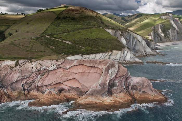 Geoparkeak ebaluaketa gainditu du eta beste lau urtez izango da sareko kide