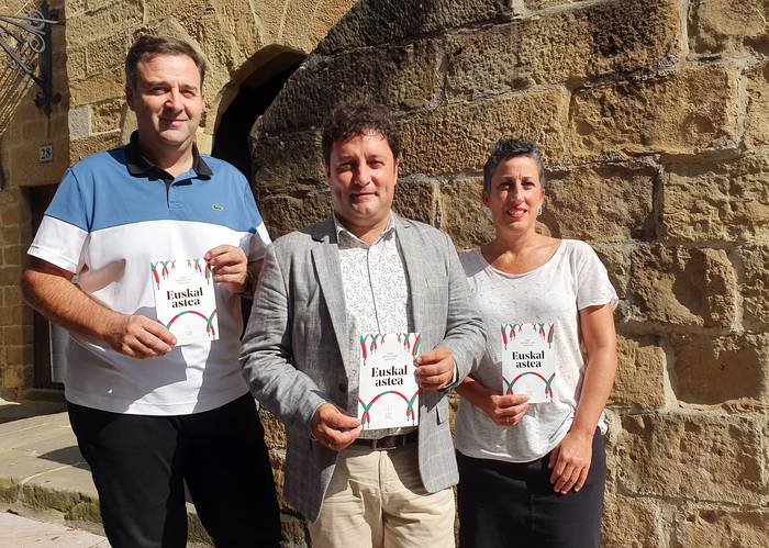 Euskal Astean murgilduta dago Zarautz