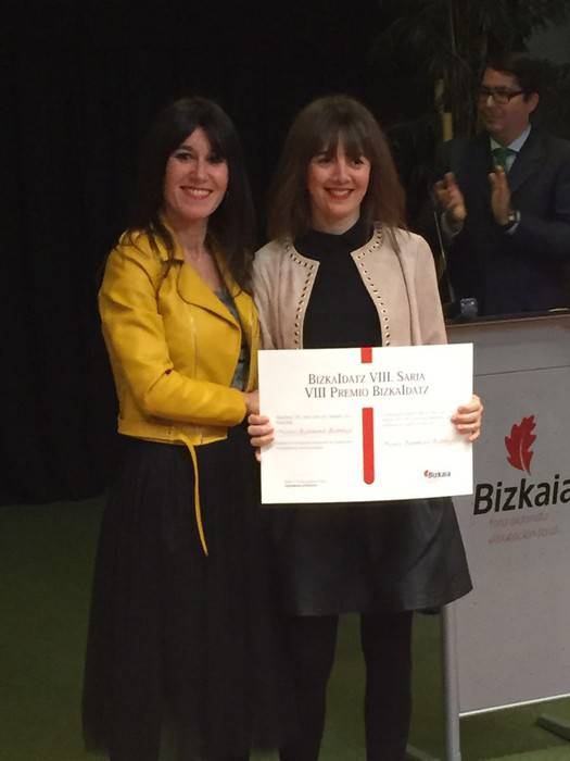 Naiara Zubimendi zumaiarrak Inspiraciencia literatur lehiaketan saria jaso du