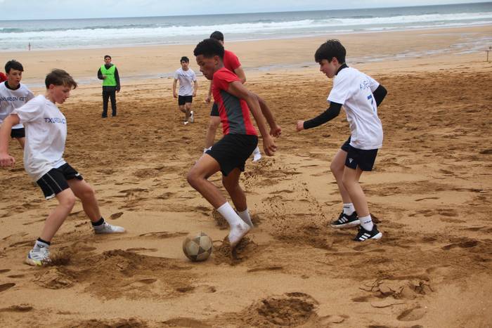 Asteazkenera arte luzatu dute Play-Eruak txapelketan izena emateko epea