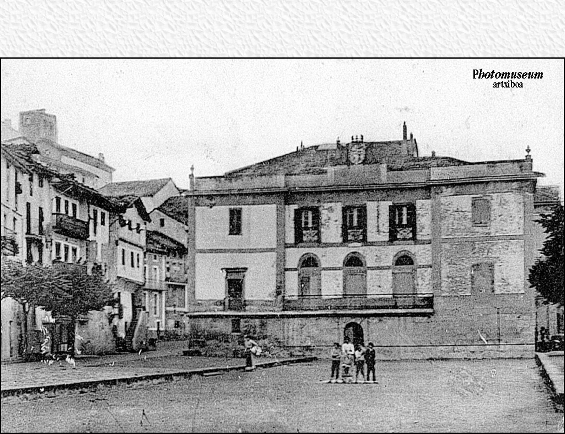 Zesta-punta, errebotea, erremontea, eskuz eta palaz. Iturain, Salsamendi, Xerore...