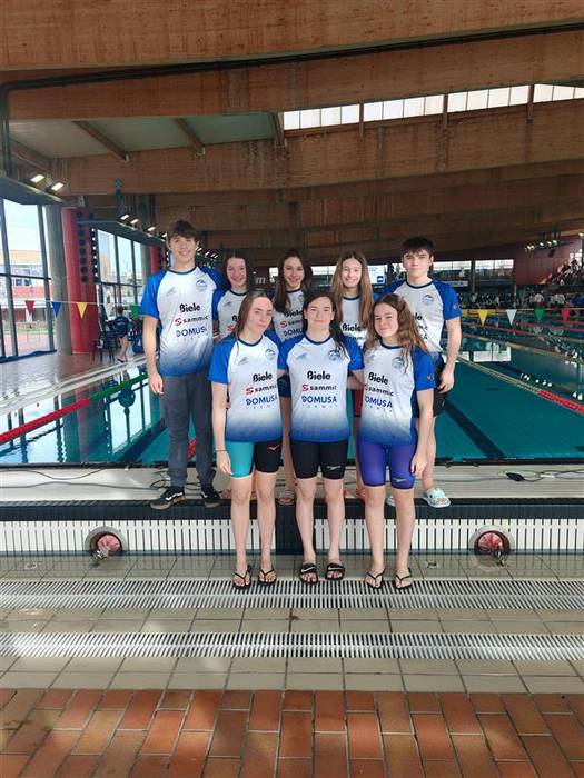 Marka ugari hautsita itzuli dira Izarraitz taldeko igerilariak Asturiasetik