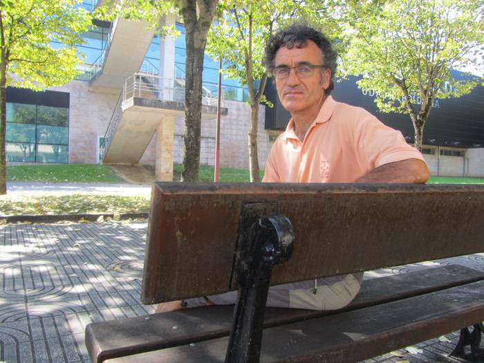 «Mendizaletasuna galtzeko zorian gaude; esnatzeko garaia da»