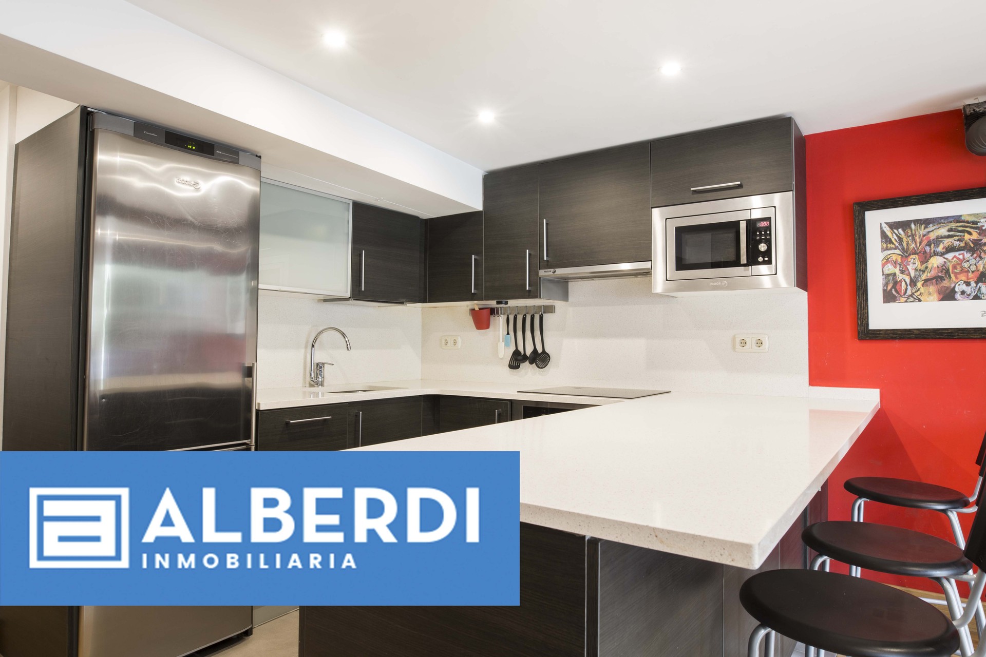 Alberdi Inmobiliaria: Santa Klara kalean, etxebizitza berezia