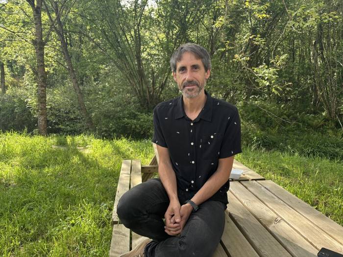 Imanol Epelde: "Autokritika umoretsua egin nahiko nioke egunerokotasunari"