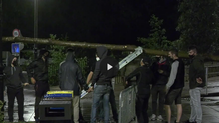 Euripean, baina sartu dute lizarra eta piztu dute sua Urrestillan