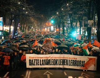 Faxismoaren eta autoritarismoaren aurka Bilbon egingo duten manifestaziora joateko deia zabalduko du GKSk
