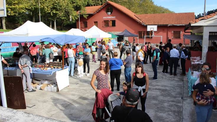 Bigarren eskuko azoka egingo dute igandean Arroabean