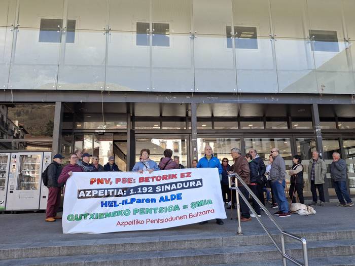 Soldata eta pentsio arrakalaren kontrako neurriak behar ditugu