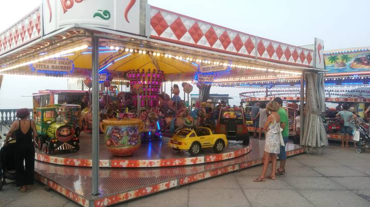 Prezio herrikoia izango dute barrakek astelehenean