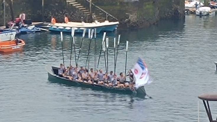 Beste bandera bat etxeratu du Badok 13k asteburuan