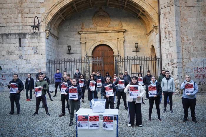 Zestoako Gaztetxearen alde 700 apostasia eskaera baino gehiago lortu dituzte Gipuzkoan