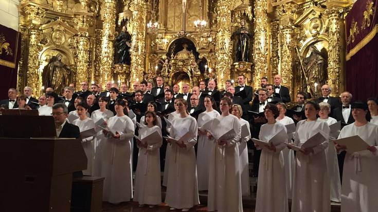 Donostiako Orfeoiak Santa Kutzen emandako kontzertua, iruditan