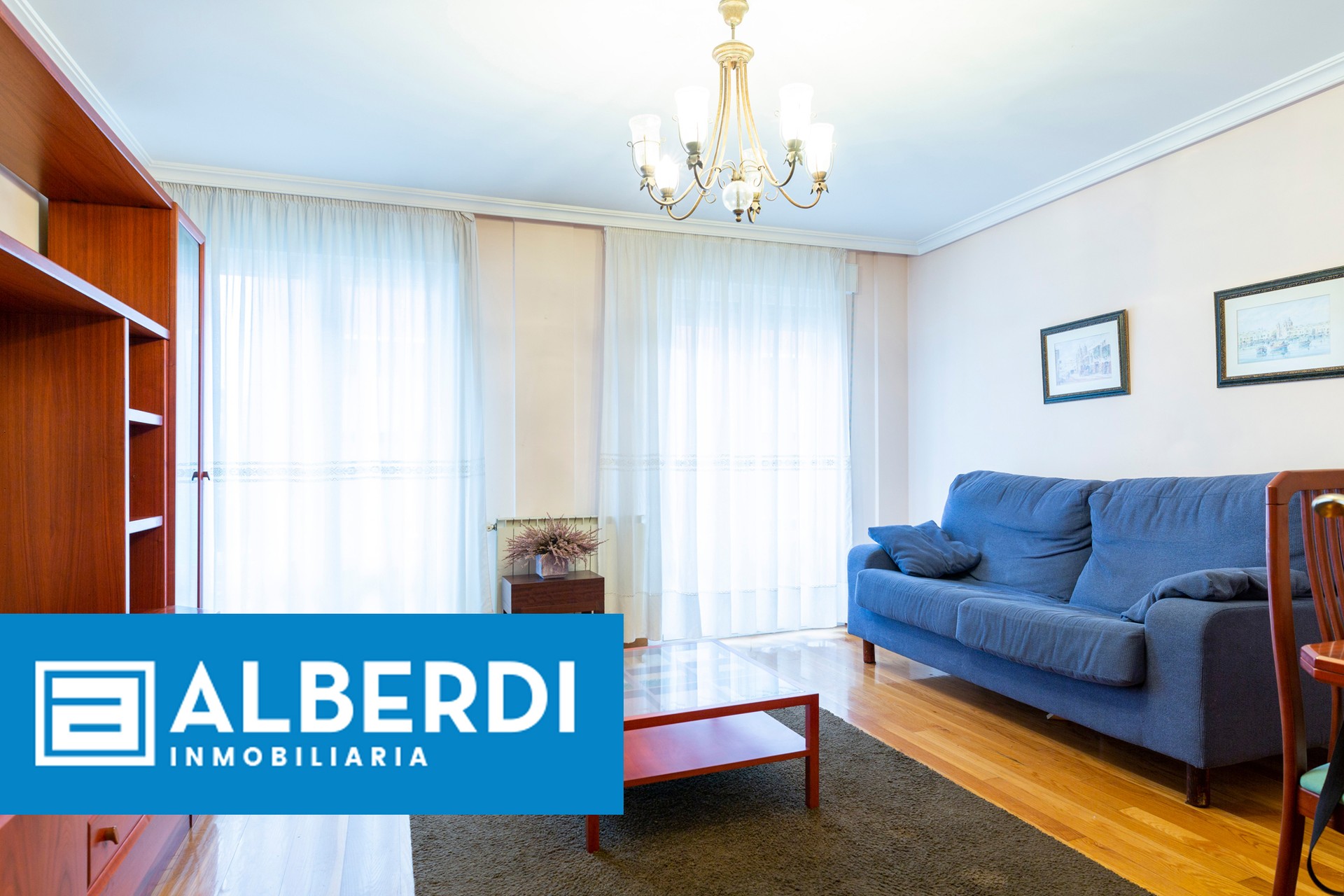 Alberdi Inmobiliaria: prezio jaitsiera herri erdigunean dagoen etxe berrituan!