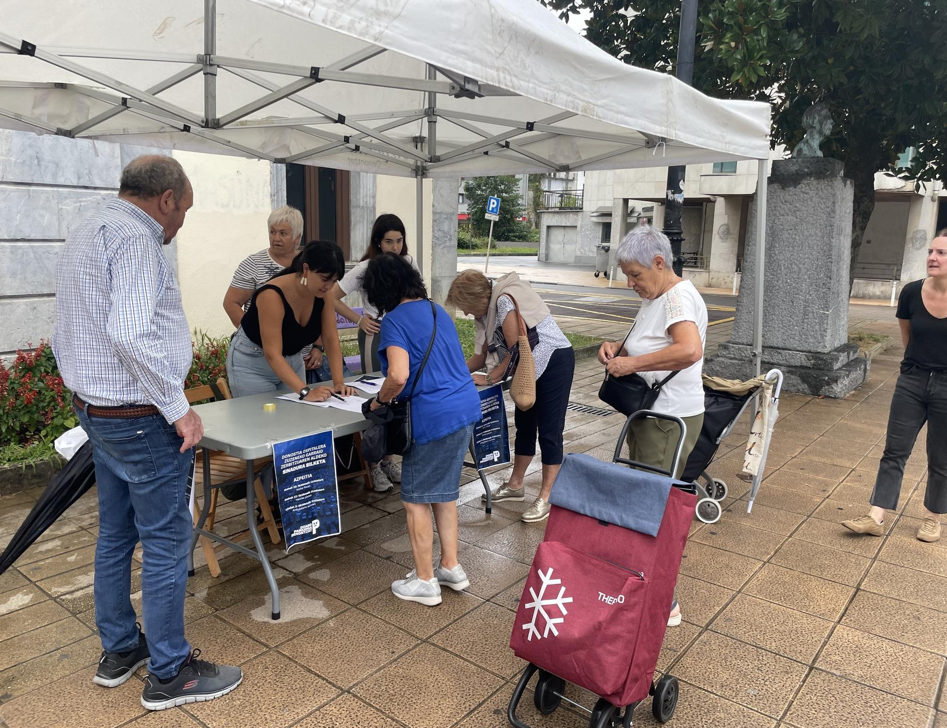 "Espresuki" sinadura ematera