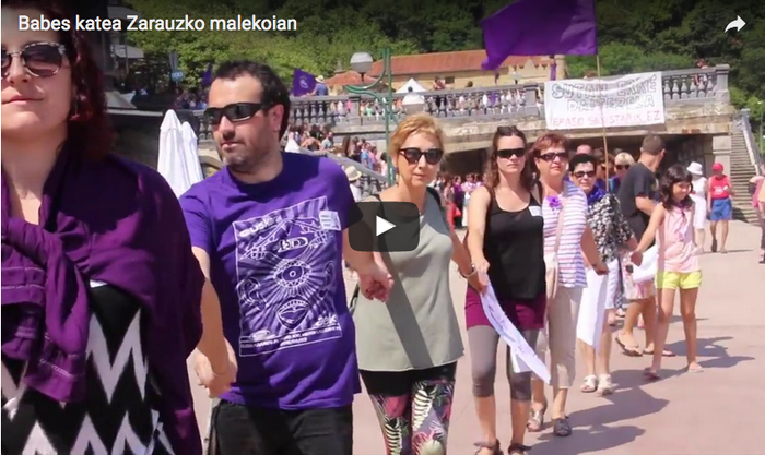 Bideoa: Babes katea Zarauzko malekoian