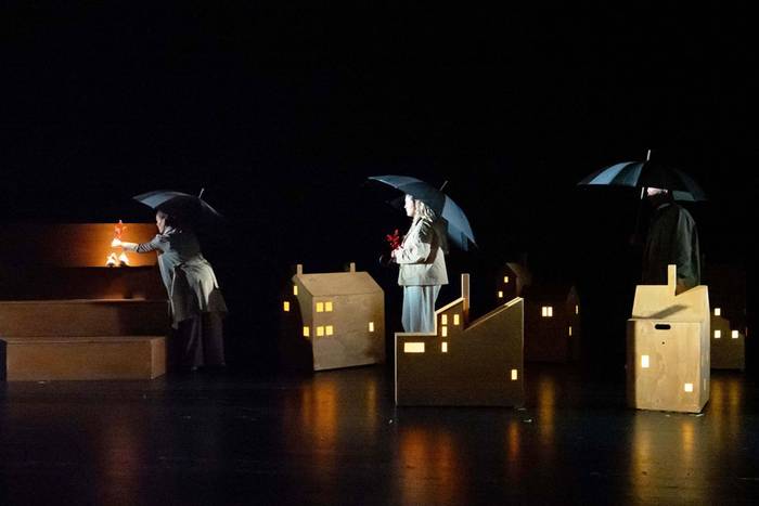 Eros daitezke jada '52 hertz' eta 'Semaforoa' antzezlanetarako sarrerak