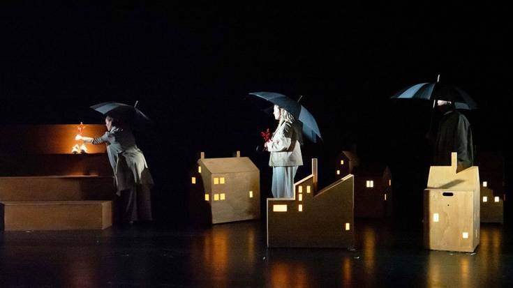 Eros daitezke jada '52 hertz' eta 'Semaforoa' antzezlanetarako sarrerak