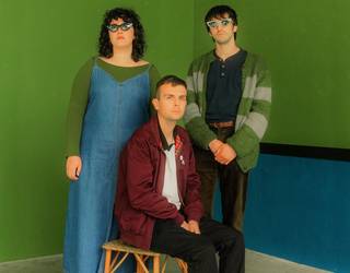 Saguxar eta Ramona's First Evil Boyfriend taldeen kontzertuak izango dira ostiralean Matadeixen