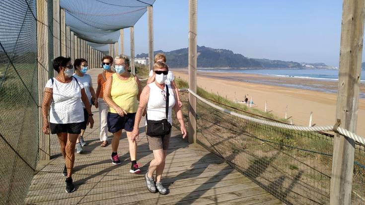 Minbiziaren kontrako elkarteak aurki ekingo die asteroko ibilaldi osasungarriei